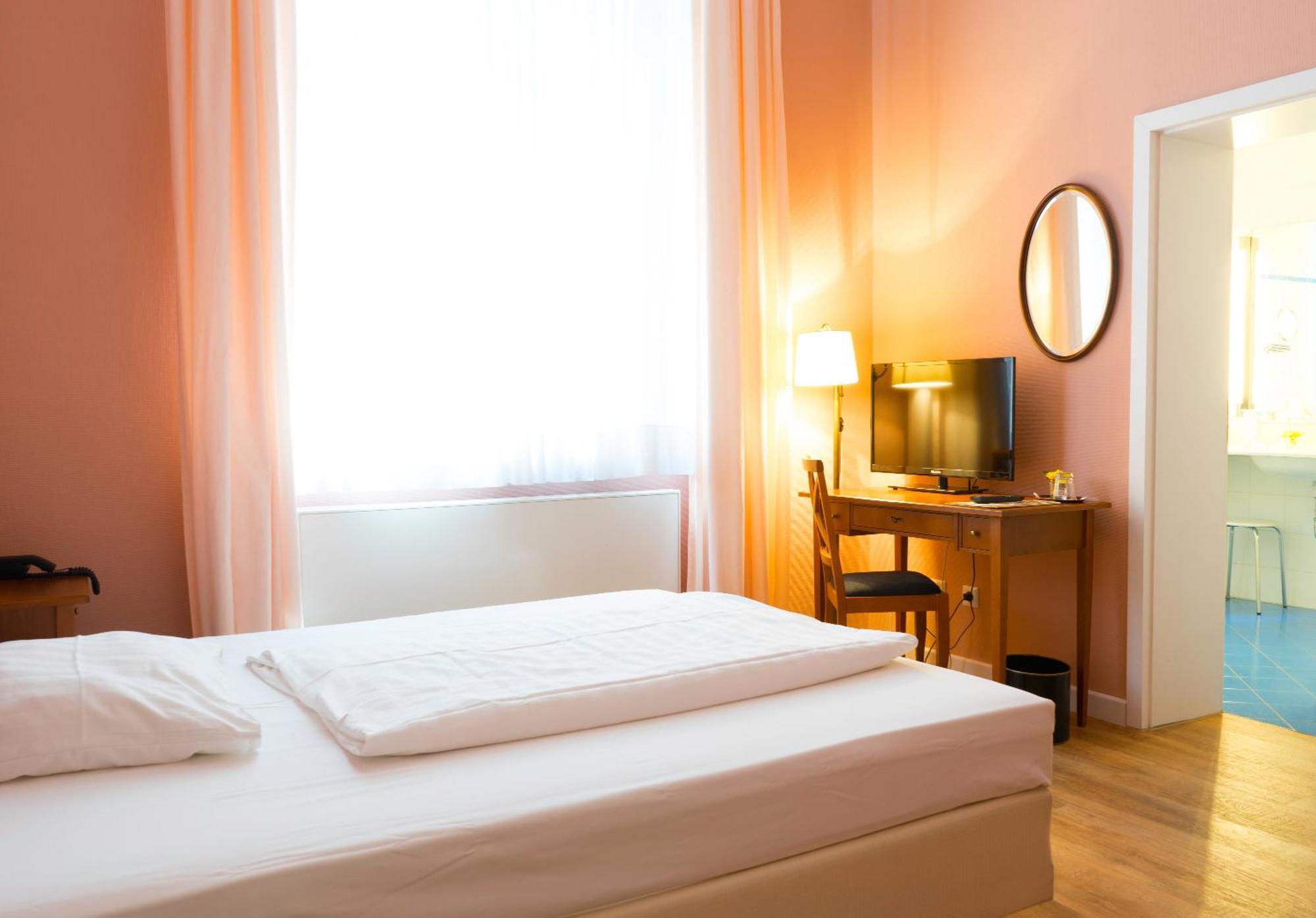 Hotel Villa Viktoria Luise Blankenburg  Buitenkant foto
