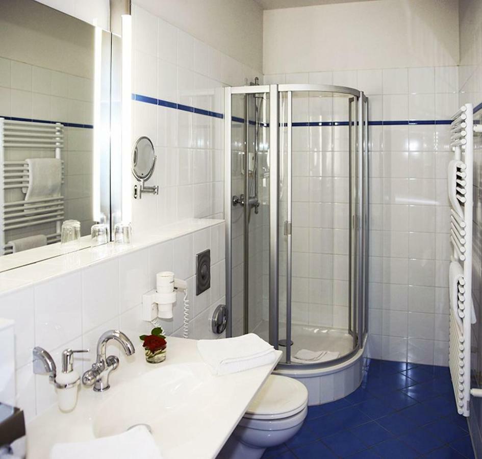 Hotel Villa Viktoria Luise Blankenburg  Buitenkant foto